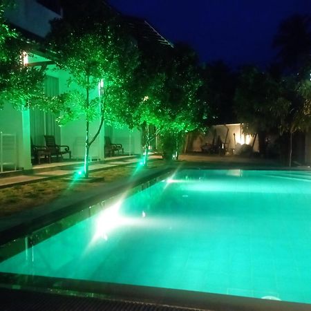 The Ritz Hikkaduwa Otel Dış mekan fotoğraf
