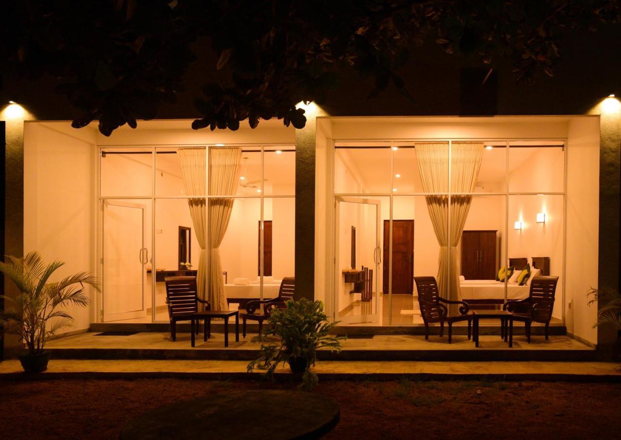 The Ritz Hikkaduwa Otel Dış mekan fotoğraf