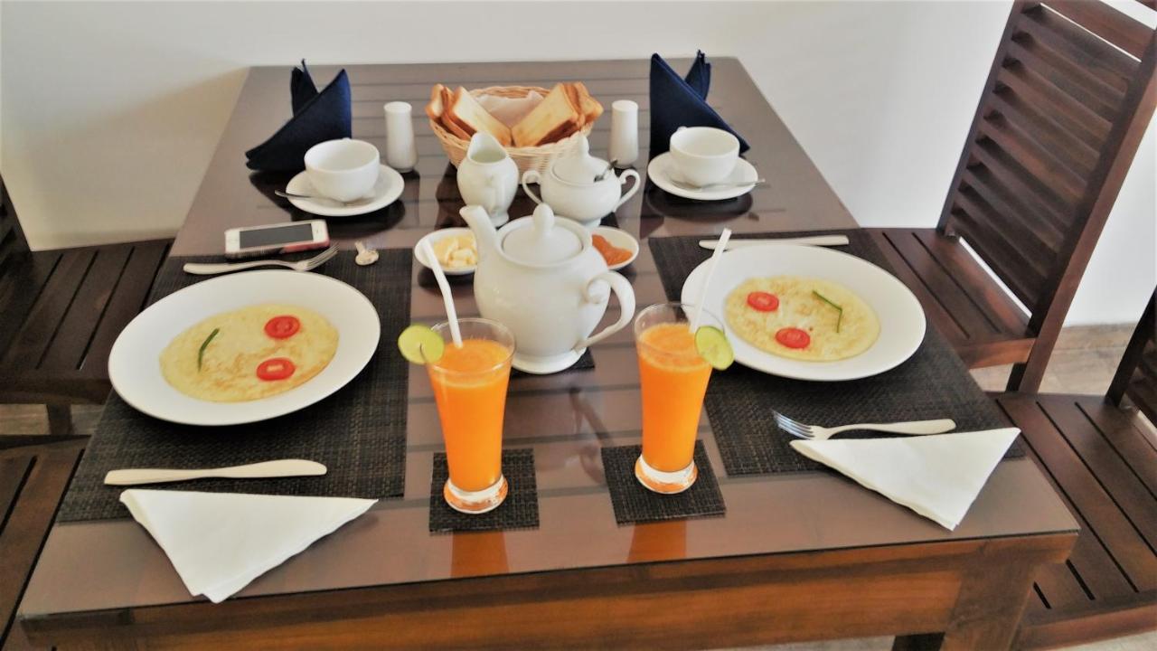 The Ritz Hikkaduwa Otel Dış mekan fotoğraf