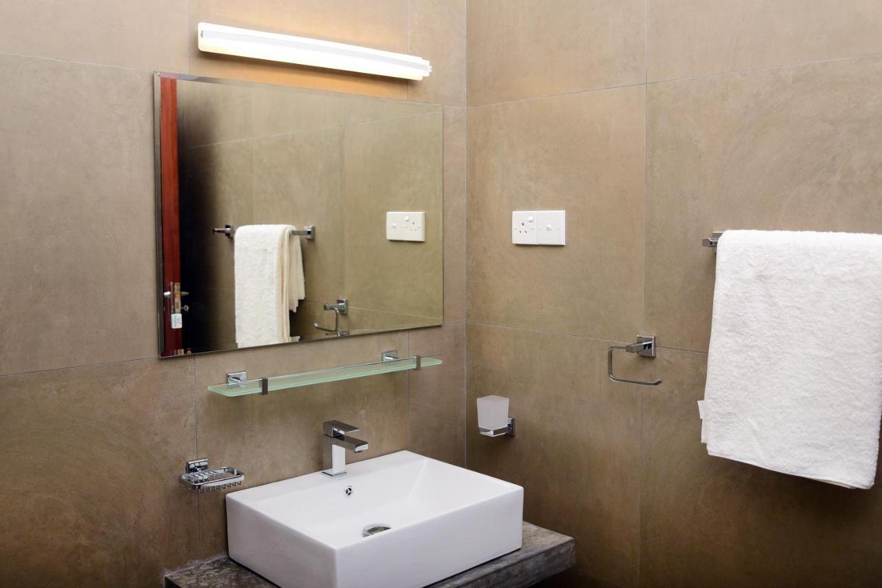 The Ritz Hikkaduwa Otel Dış mekan fotoğraf