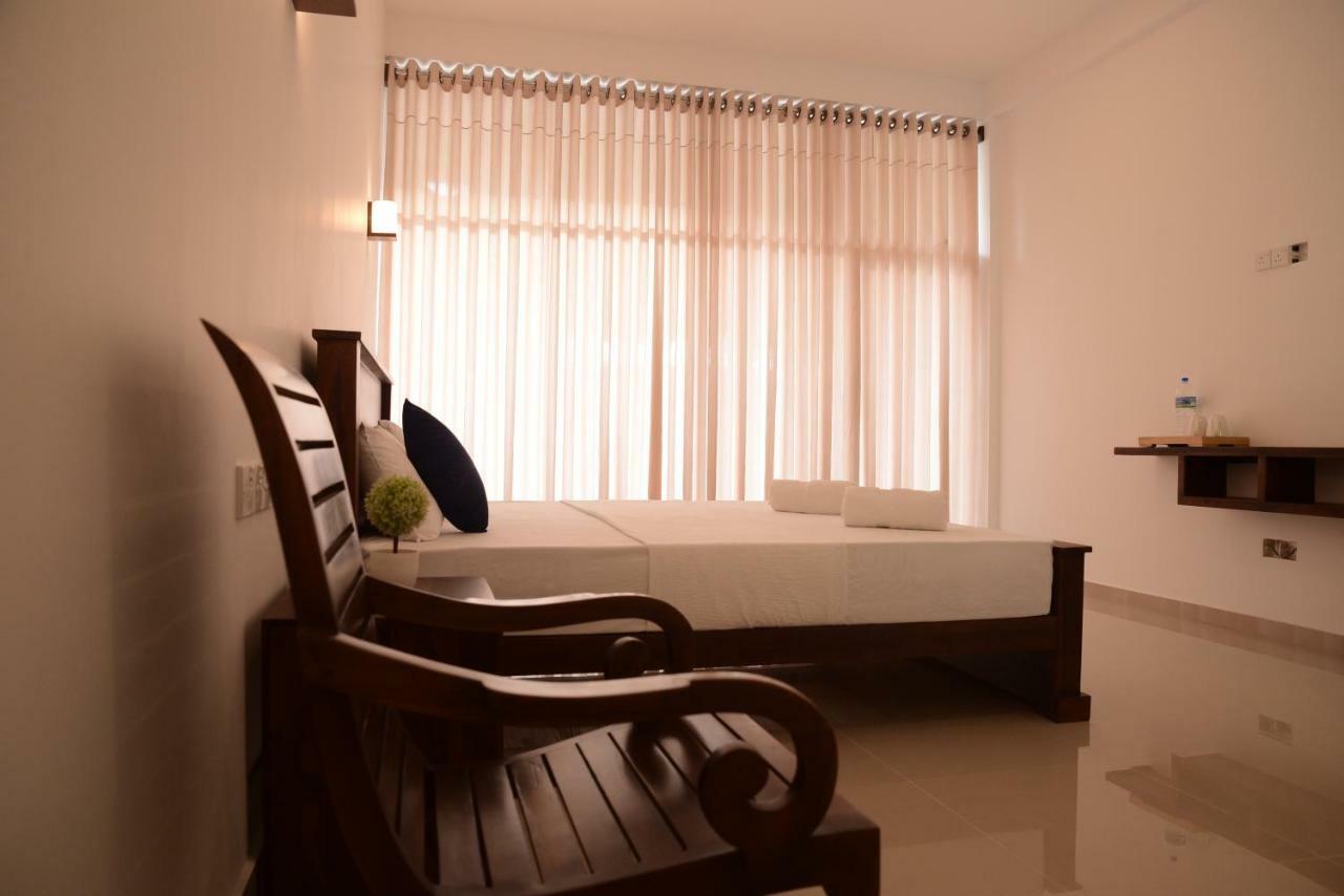 The Ritz Hikkaduwa Otel Dış mekan fotoğraf