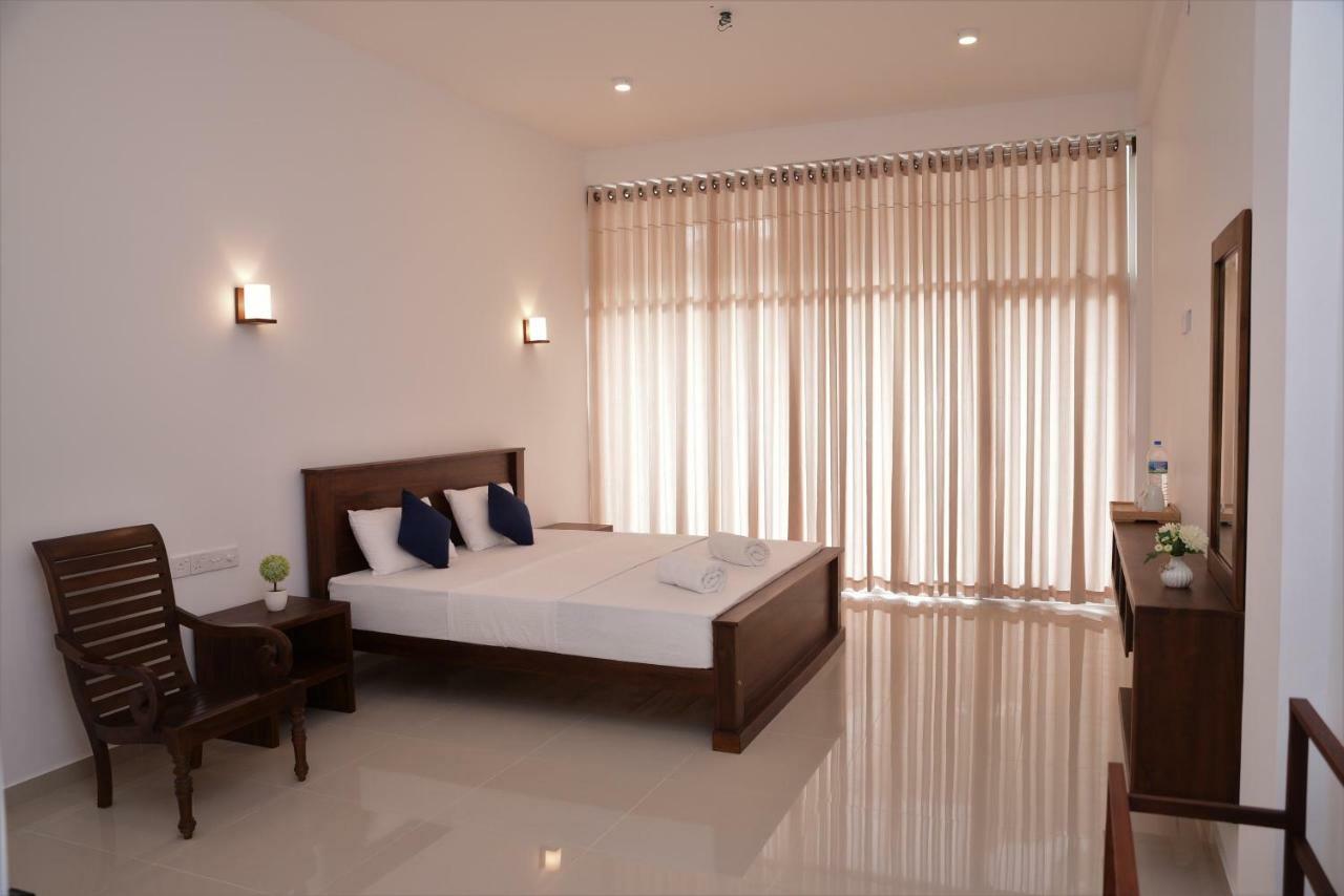 The Ritz Hikkaduwa Otel Dış mekan fotoğraf